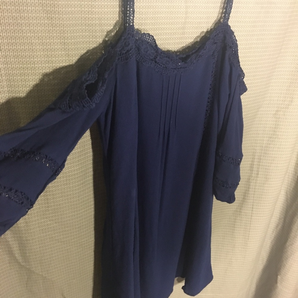 Short, cold shoulder dress (size small)